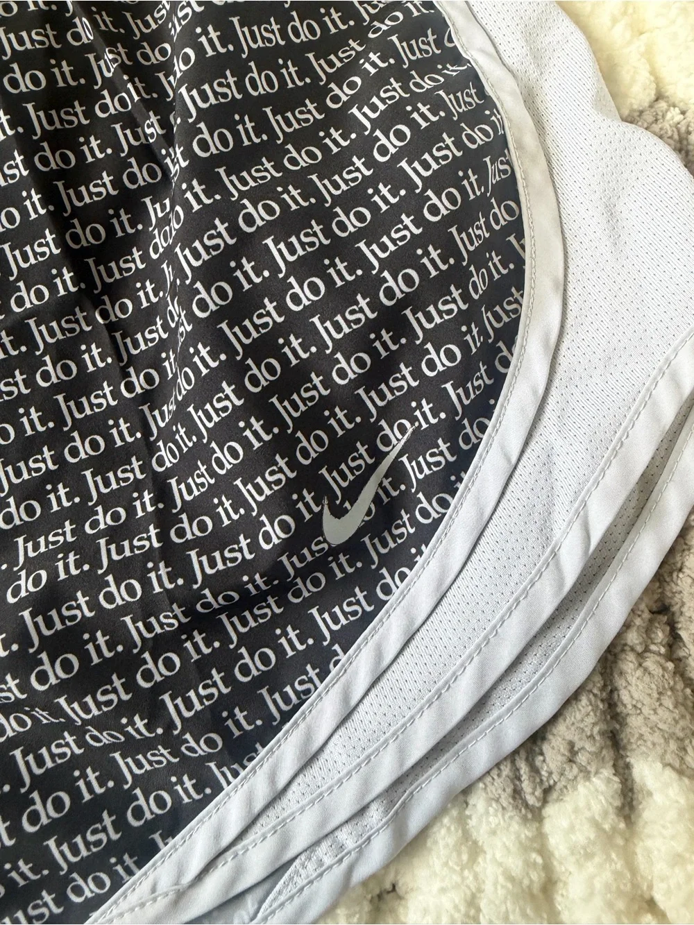 Nike dri-fit shorts size large
